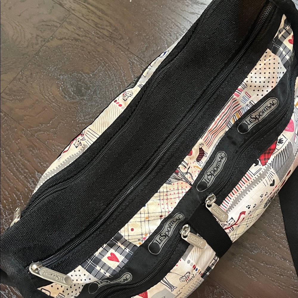 LeSportsac Deluxe Everyday Expandable Bag “Warm Wishes” - Picture 4 of 14